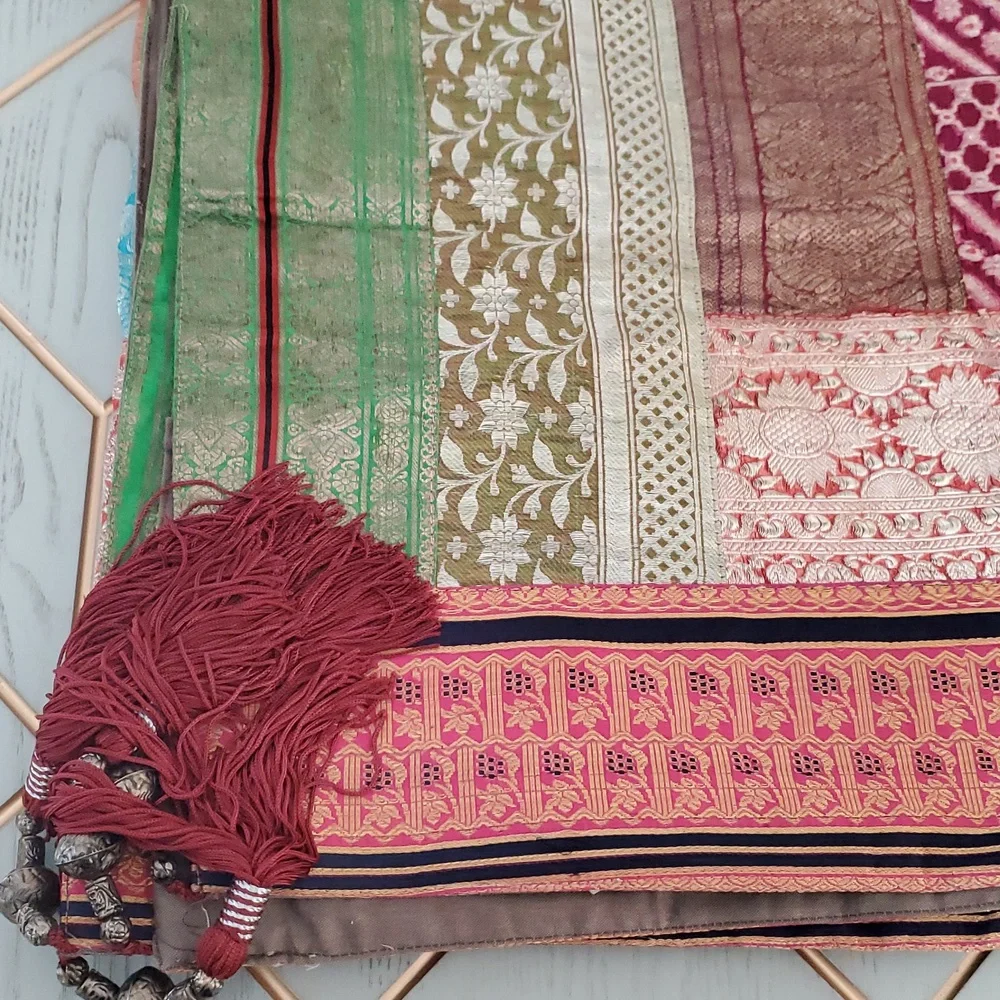 Pier 1 Imports Sari Throw with Metallic Accents. - Picture 7 of 8